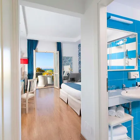 Atlantic Palace (adults Only) Отель Сорренто